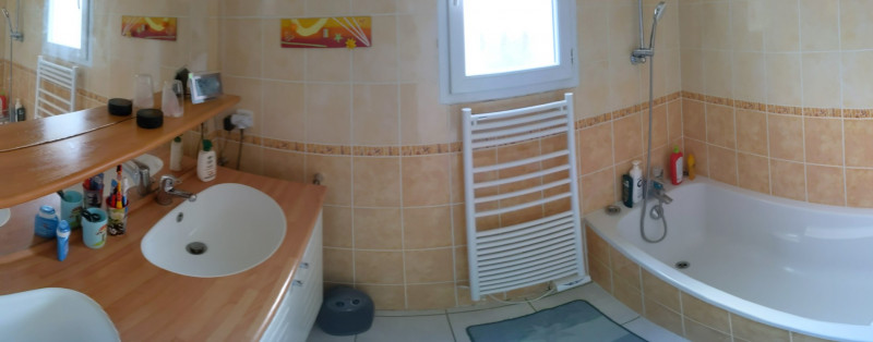 
                                                Vente
                                                 Maison familiale avec 5 chambres