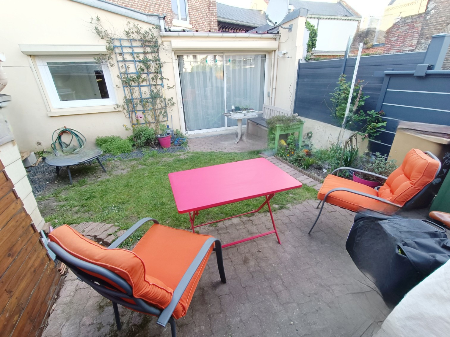 
                                                Vente
                                                 Maison familiale avec 5 chambres