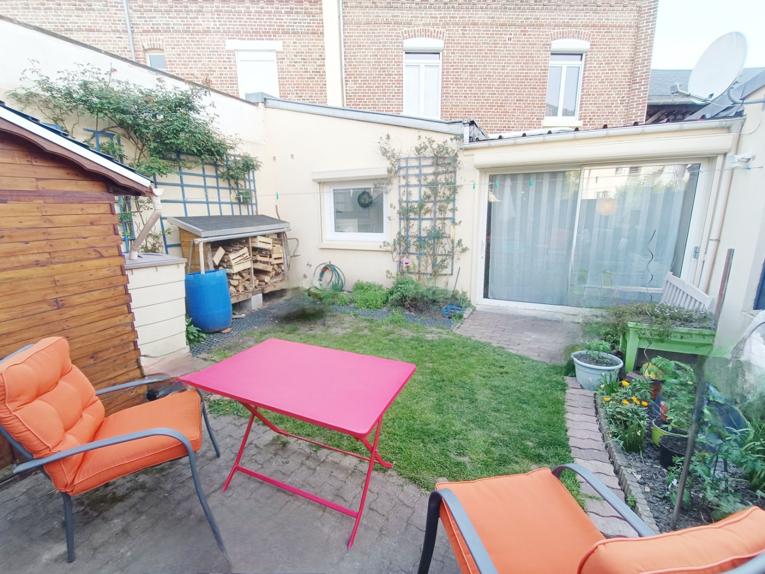 
                                                Vente
                                                 Maison familiale avec 5 chambres