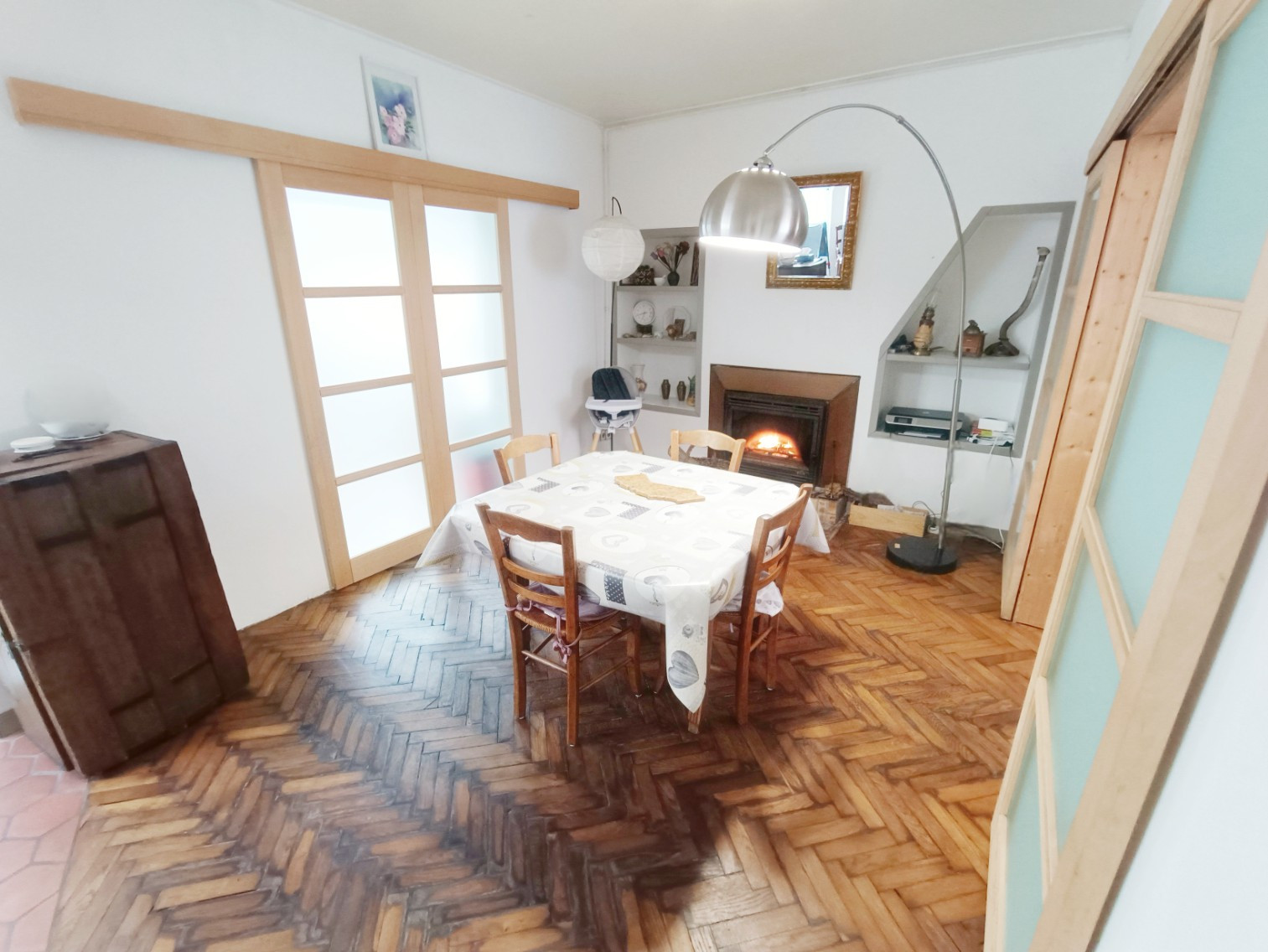 
                                                Vente
                                                 Maison familiale avec 5 chambres