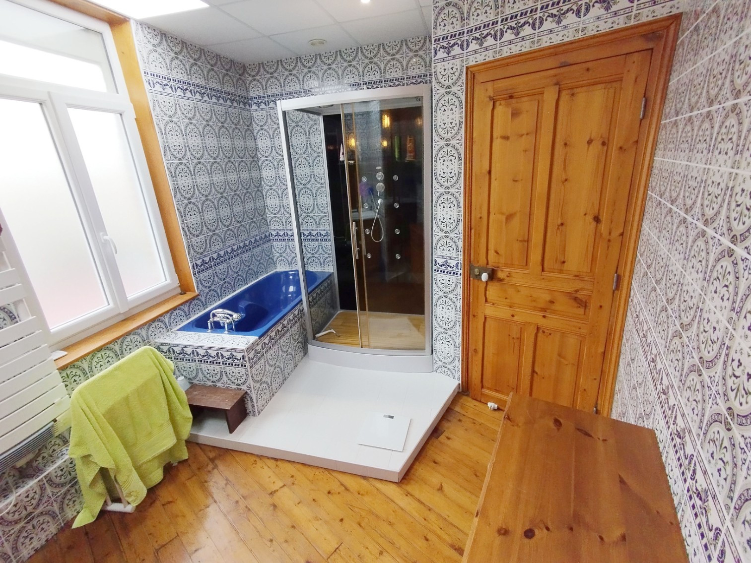 
                                                Vente
                                                 Maison familiale avec 5 chambres