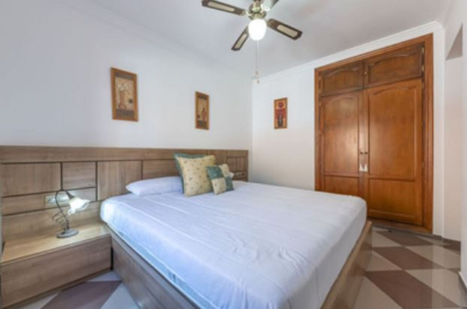 
                                                Vente
                                                 Maison Familiale avec Appartement Indépendant