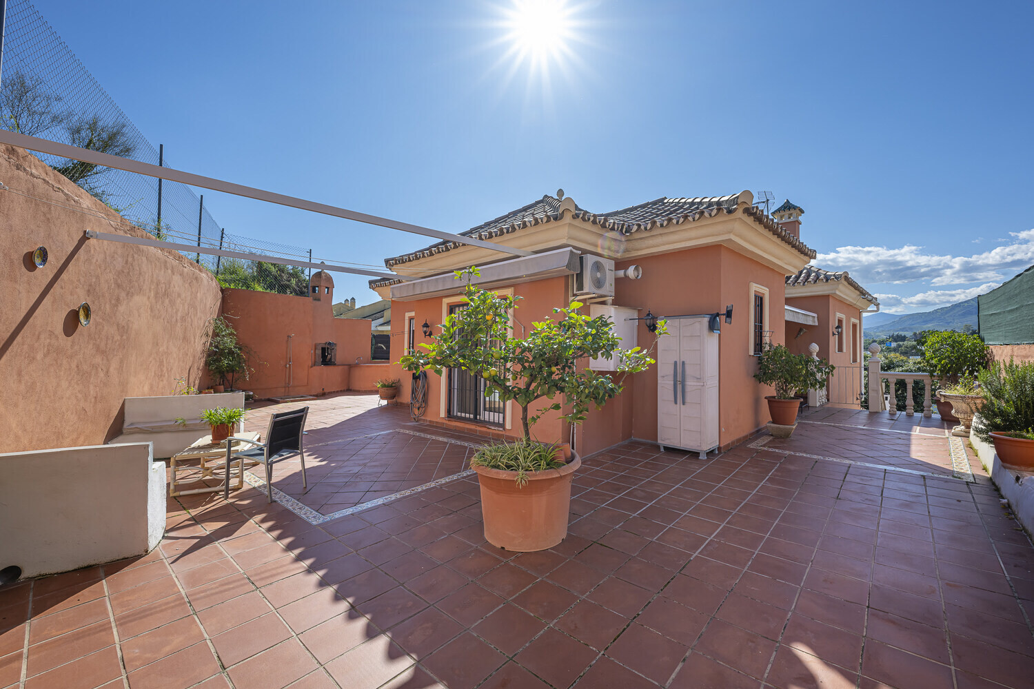 
                                                Vente
                                                 Maison Familiale avec Appartement Indépendant