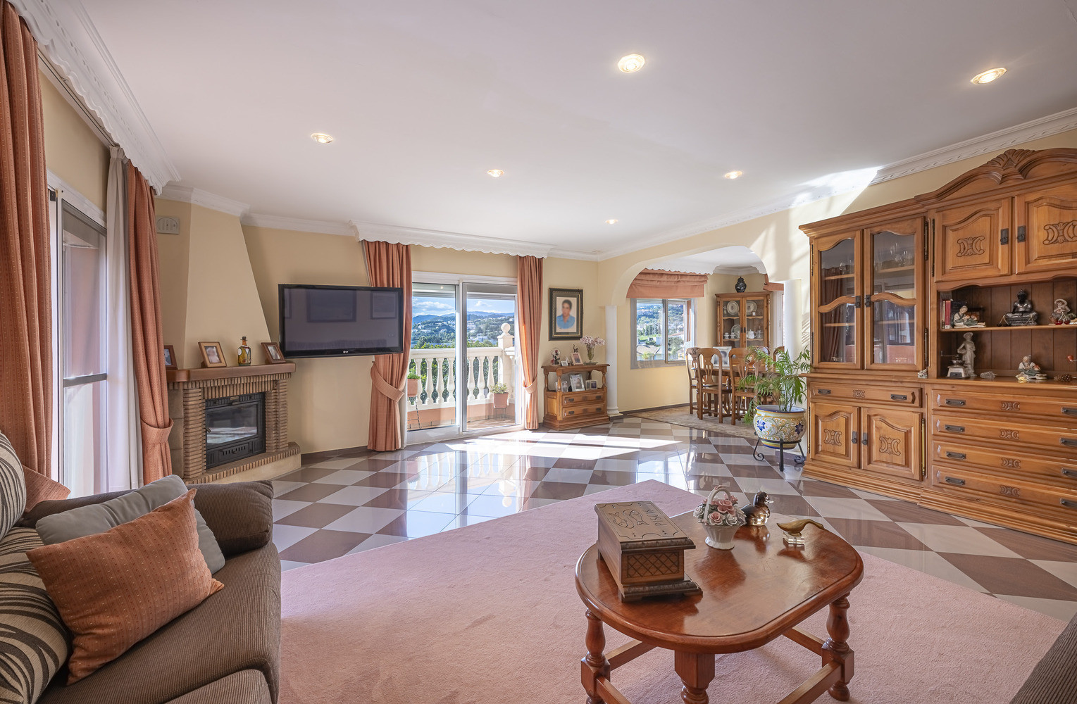 
                                                Vente
                                                 Maison Familiale avec Appartement Indépendant