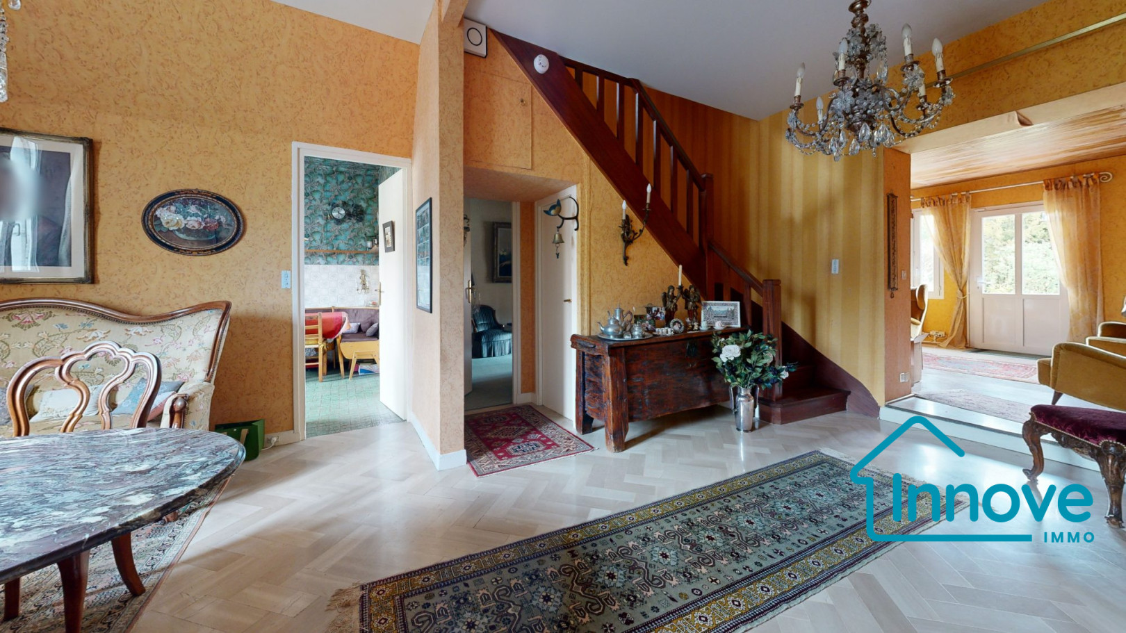 
                                                Vente
                                                 Maison Familiale avec dépendance - Le Chesnay