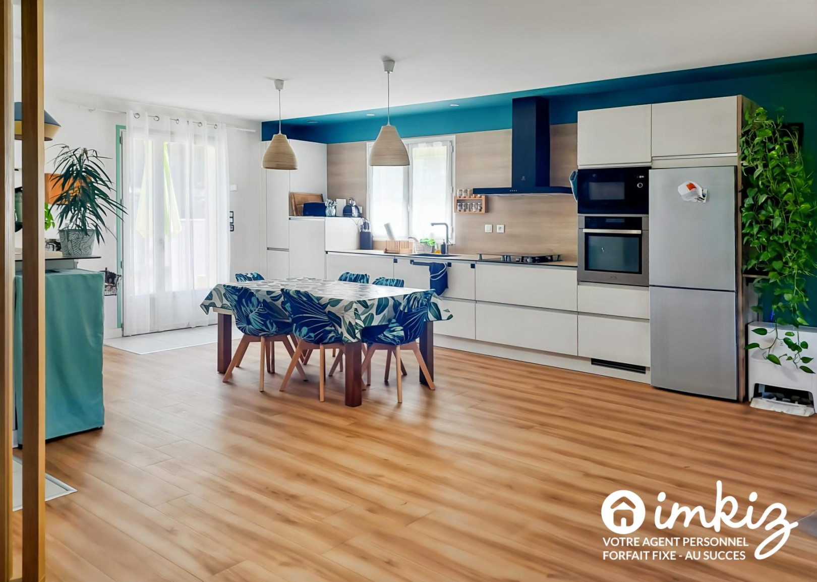 
                                                Vente
                                                 Maison familiale avec espaces independants