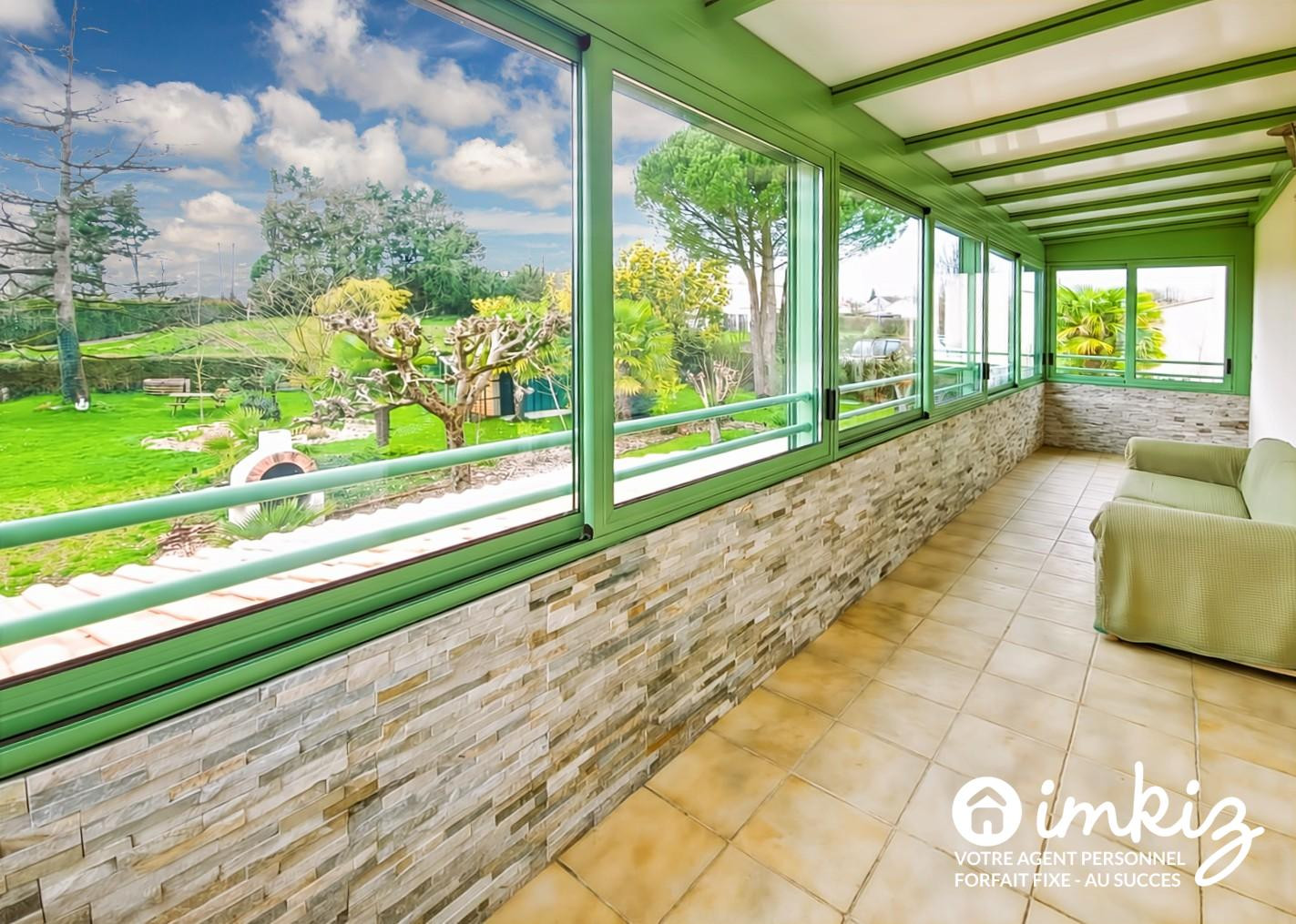 
                                                Vente
                                                 Maison familiale avec espaces independants
