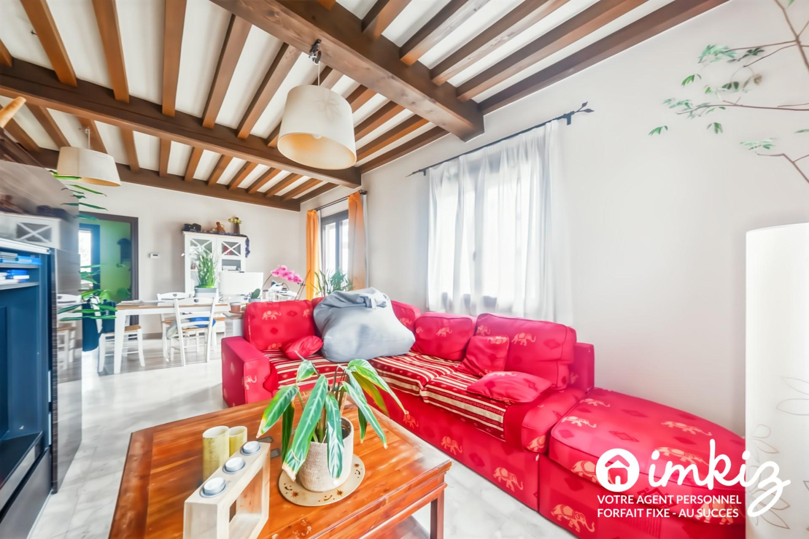 
                                                Vente
                                                 Maison familiale avec jardin - 17 mn de la gare.