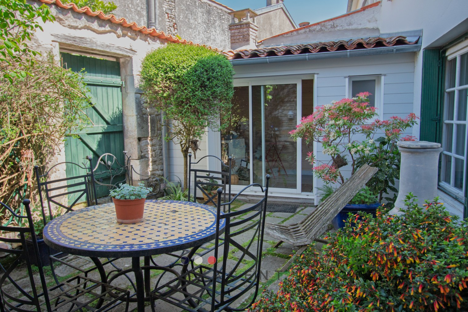 
                                                Vente
                                                 Maison familiale avec jardin – Charme et calme