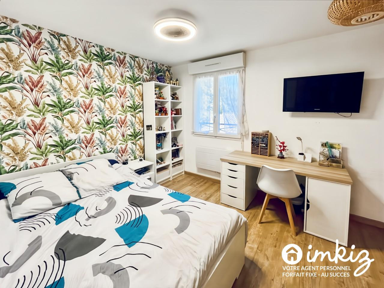 
                                                Vente
                                                 Maison familiale avec piscine – 25 min de Bordeaux