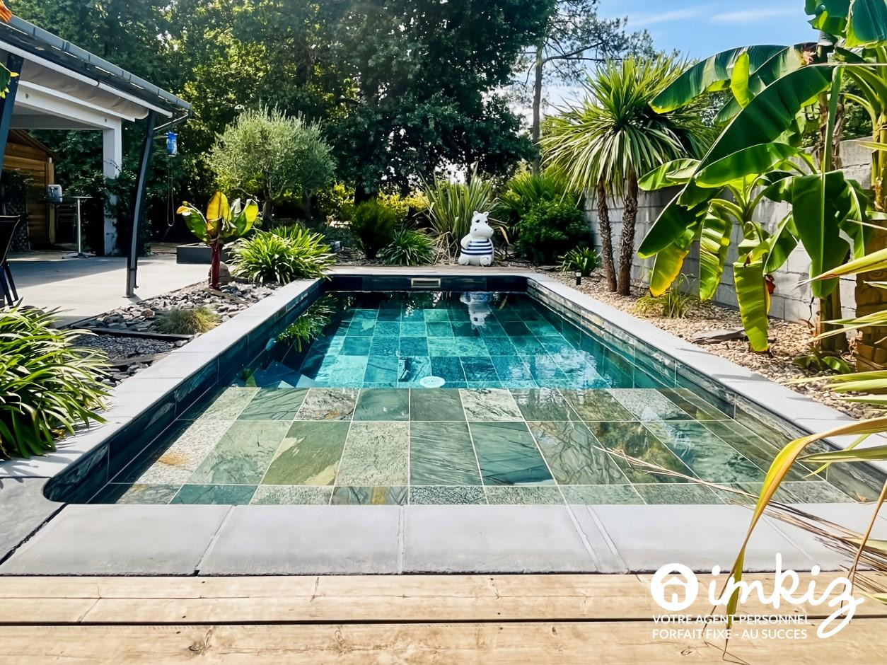 
                                                Vente
                                                 Maison familiale avec piscine – 25 min de Bordeaux