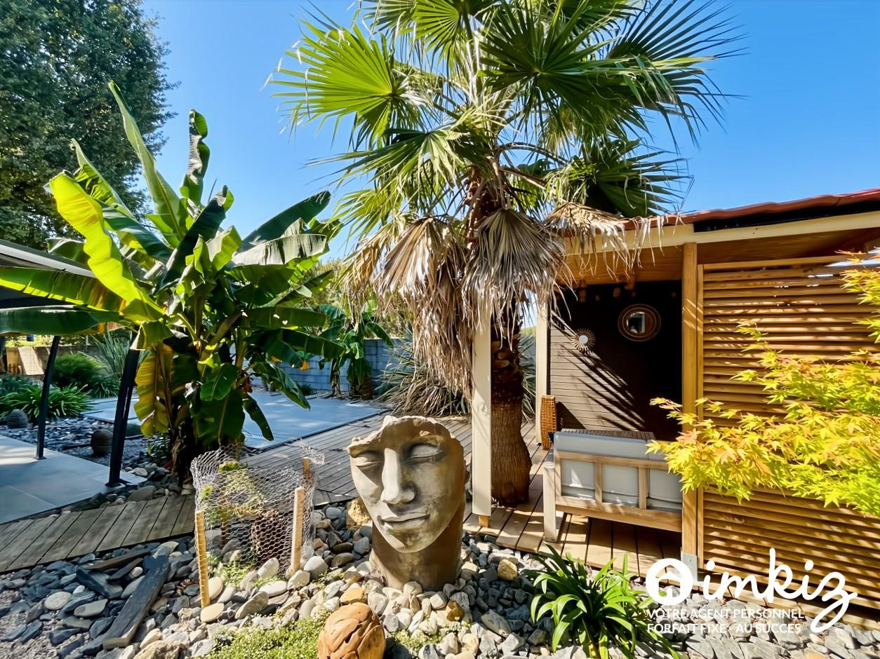 
                                                Vente
                                                 Maison familiale avec piscine – 25 min de Bordeaux