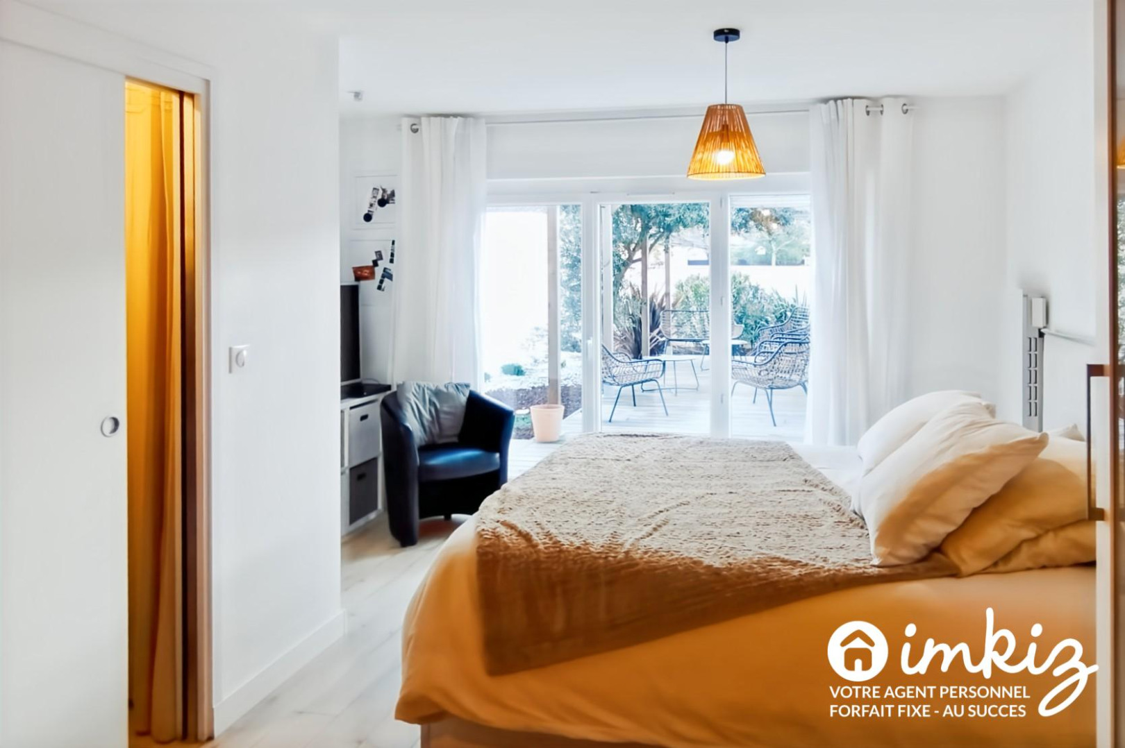 
                                                Vente
                                                 Maison familiale avec piscine et beaux volumes