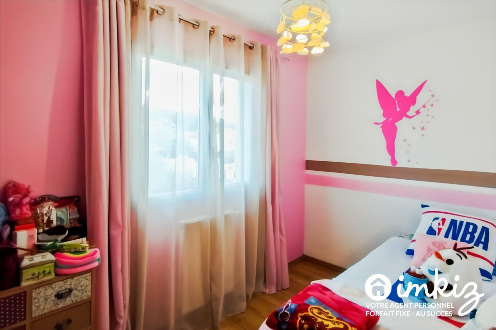 
                                                Vente
                                                 Maison familiale avec piscine et beaux volumes