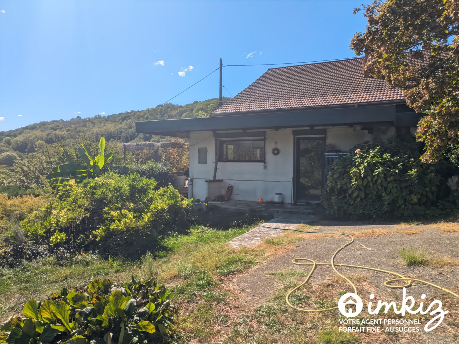 
                                                Vente
                                                 Maison familiale avec piscine et vue d’exception