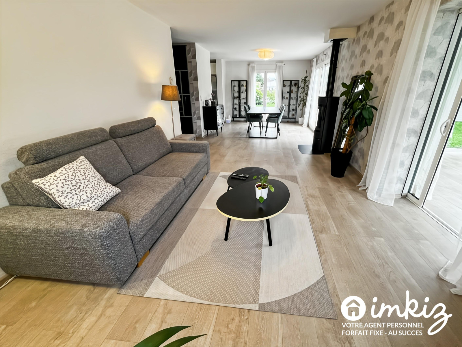 
                                                Vente
                                                 Maison familiale avec vue montagnes