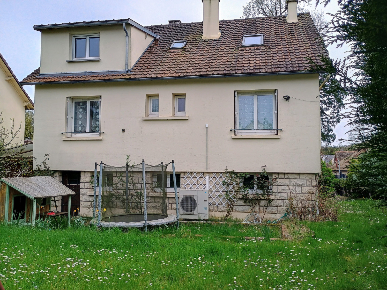 Vente
                                                 Maison familiale basse consommation 7 ch avec jardin