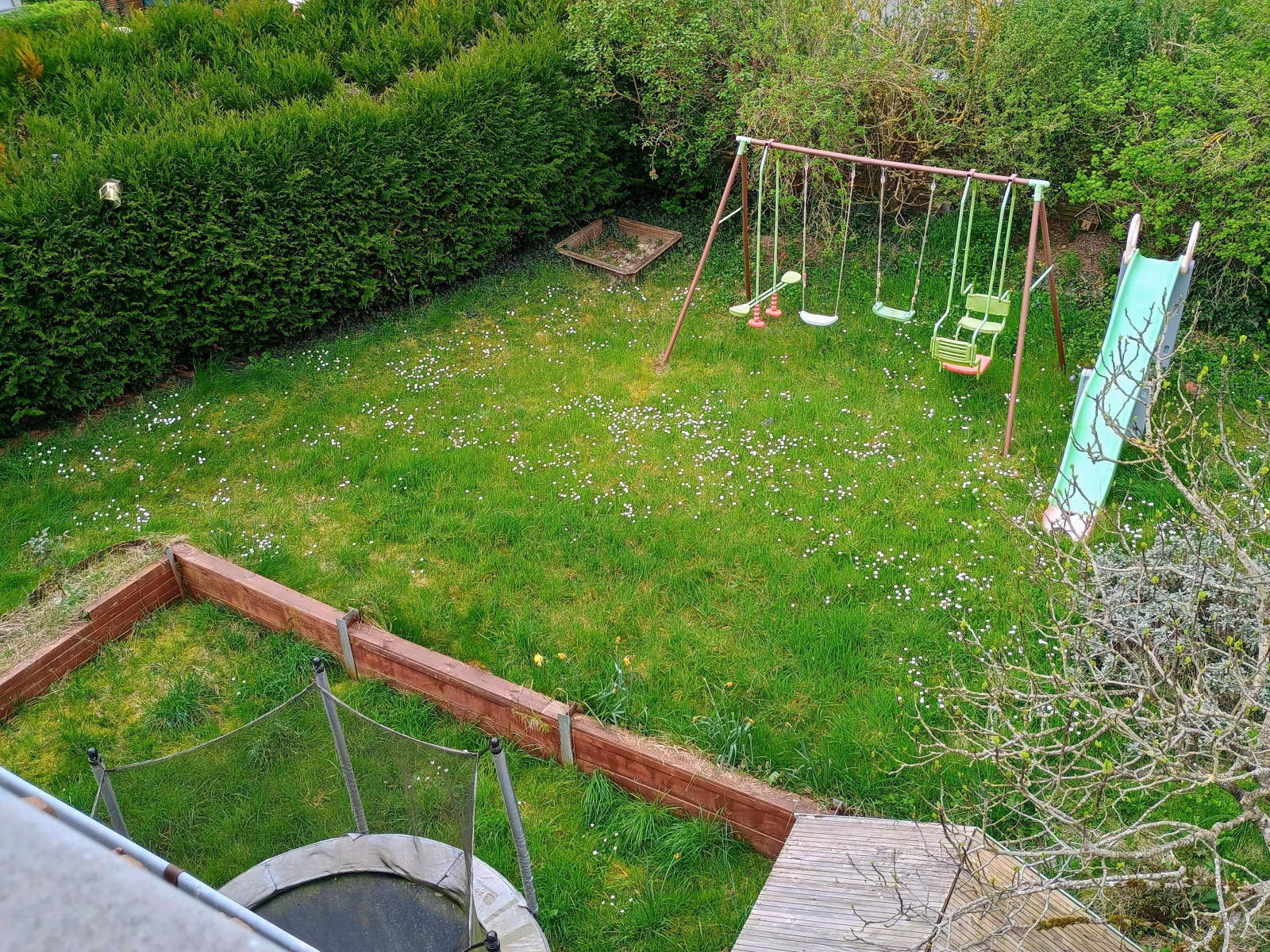 
                                                Vente
                                                 Maison familiale basse consommation 7 ch avec jardin