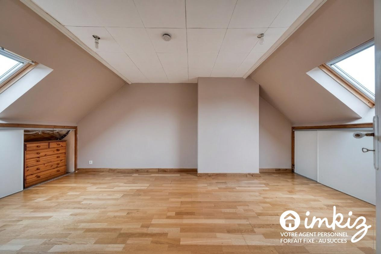 
                                                Vente
                                                 Maison familiale basse consommation 7 chambres