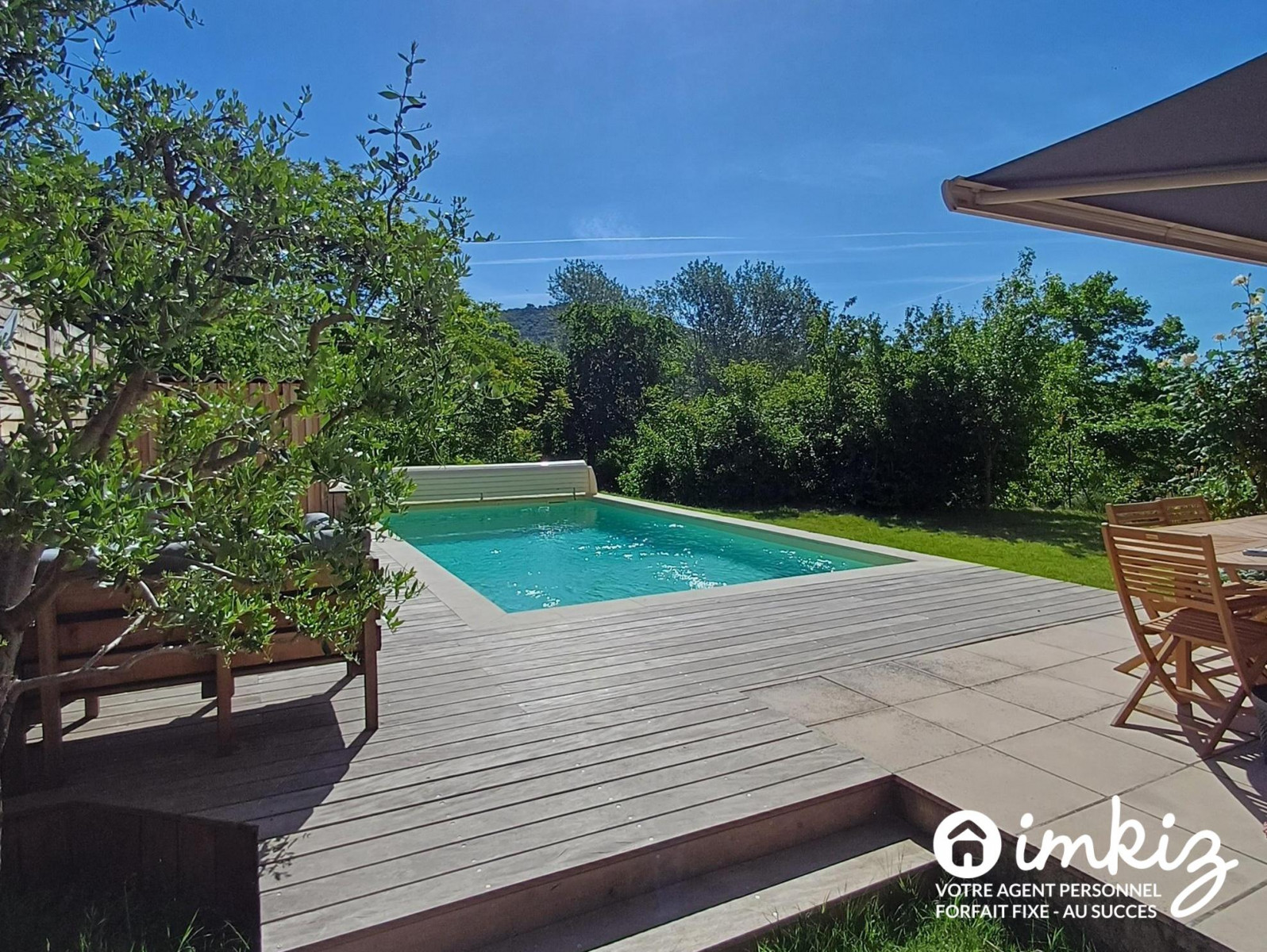 
                                                Vente
                                                 Maison familiale calme à proximité du centre ville