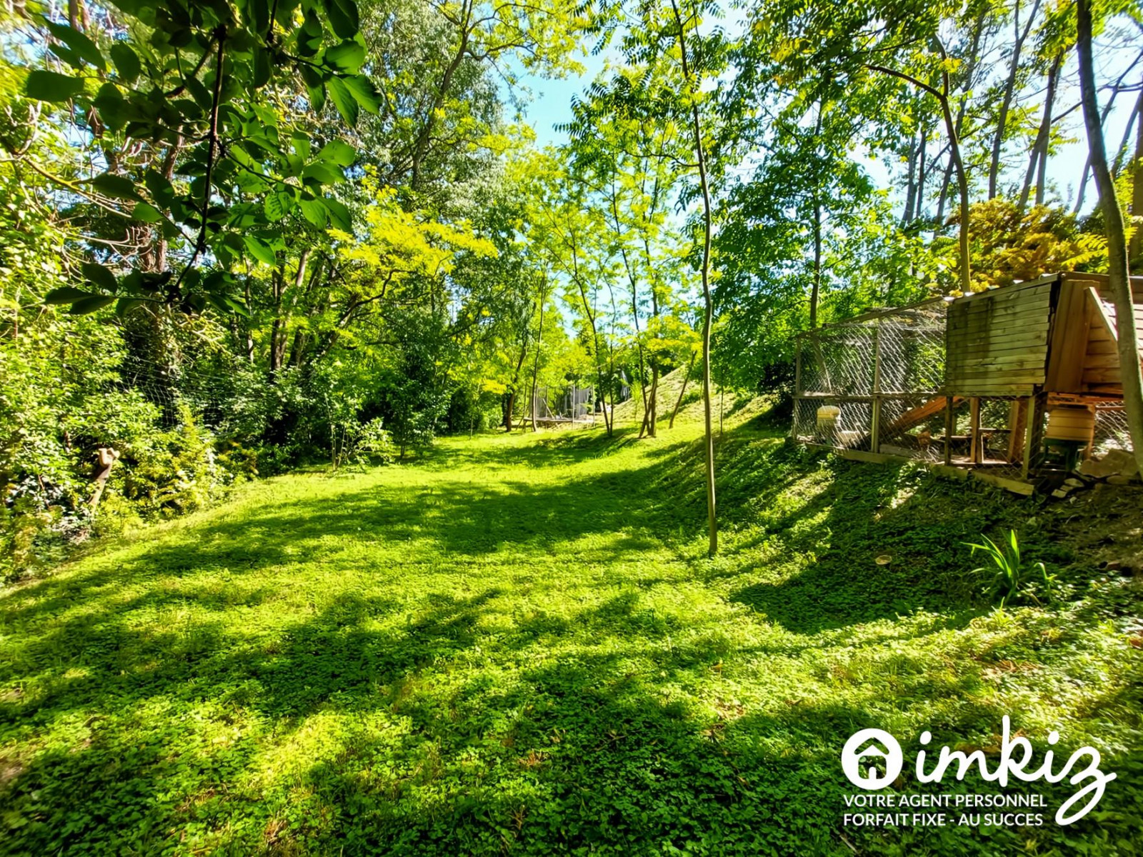 
                                                Vente
                                                 Maison familiale calme à proximité du centre ville