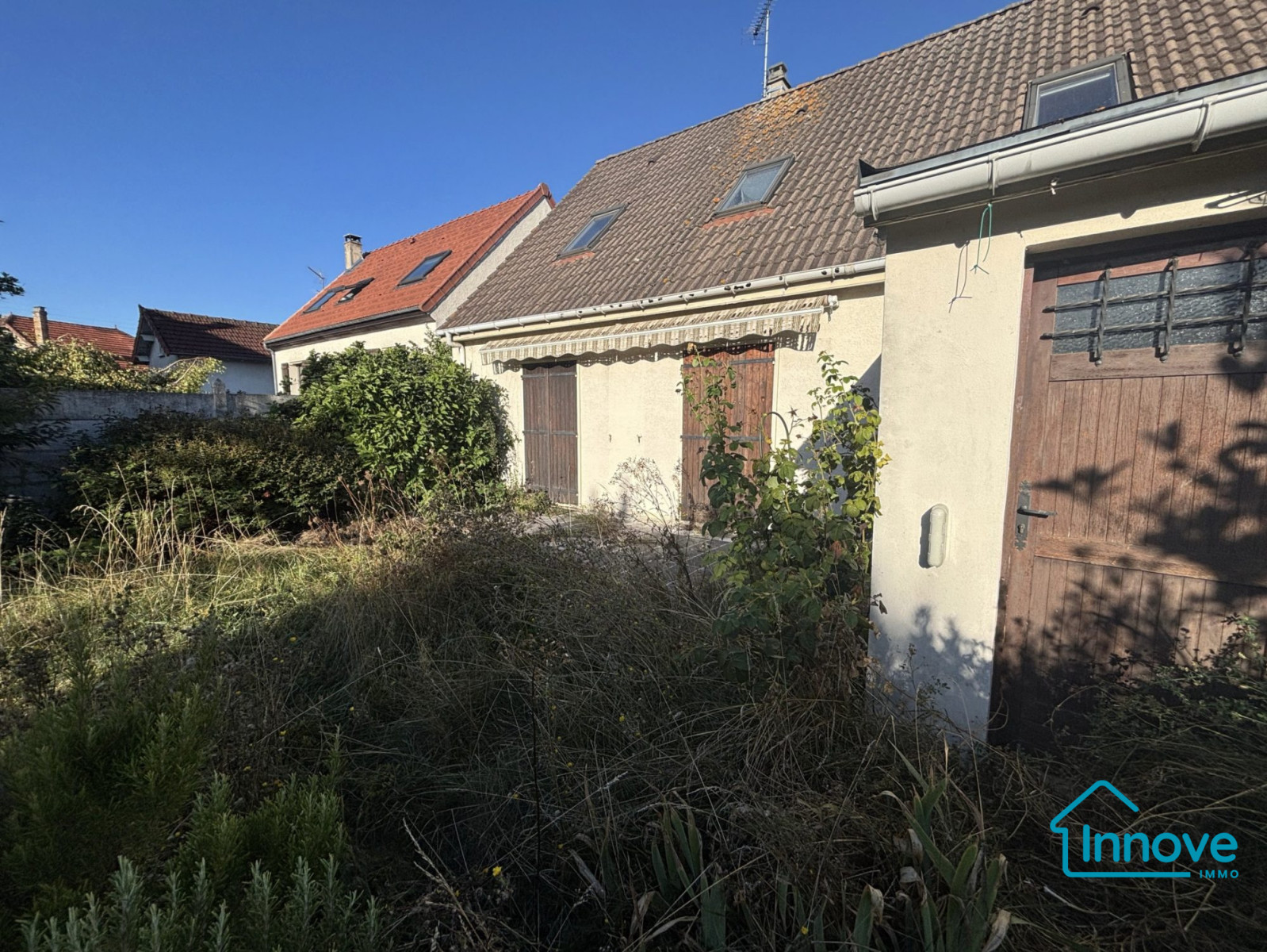 
                                                Vente
                                                 Maison Familiale Centre ville des Clayes
