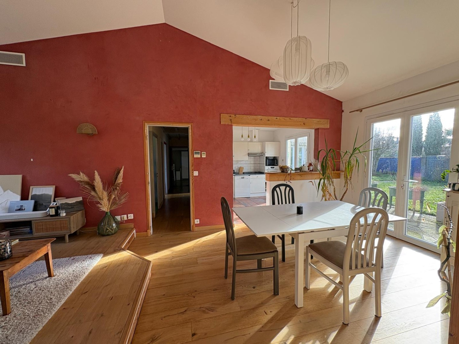 
                                                Vente
                                                 Maison familiale – confort, calme et proximité