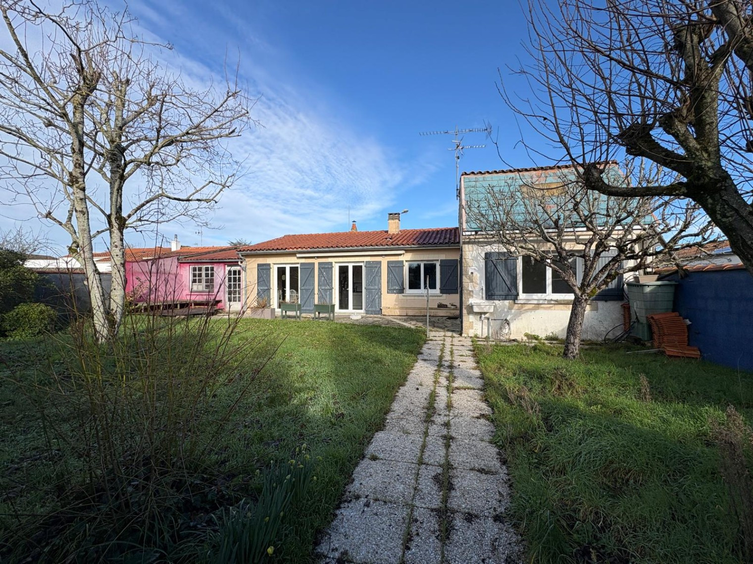 
                                                Vente
                                                 Maison familiale – confort, calme et proximité