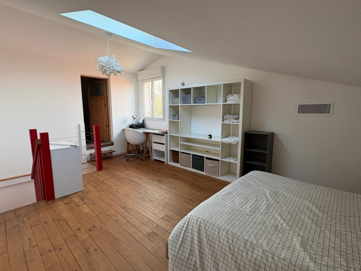 
                                                Vente
                                                 Maison familiale – confort, calme et proximité