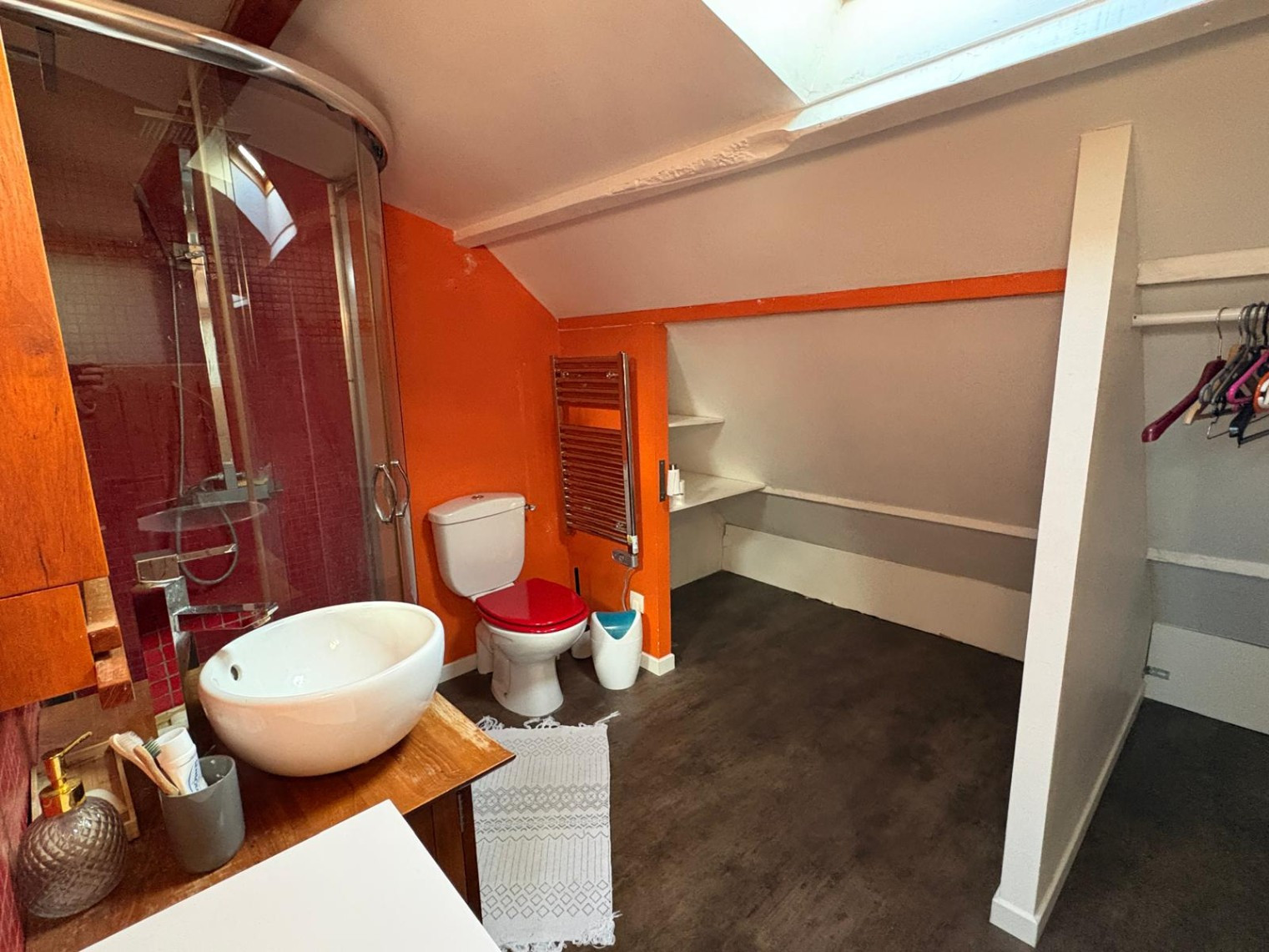 
                                                Vente
                                                 Maison familiale – confort, calme et proximité