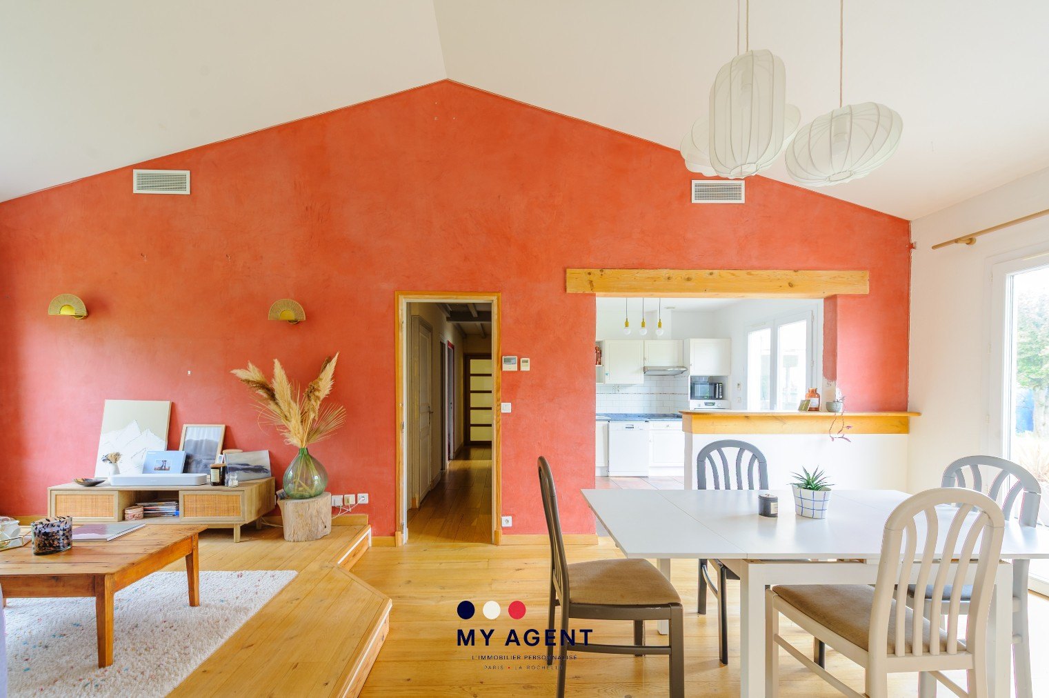 
                                                Vente
                                                 Maison familiale – confort, calme et proximité