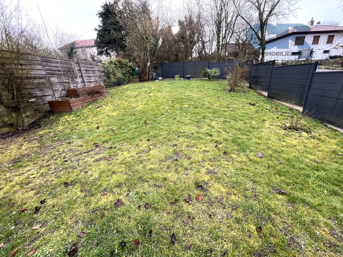 
                                                Vente
                                                 Maison familiale COUCELLES CHAUSSY