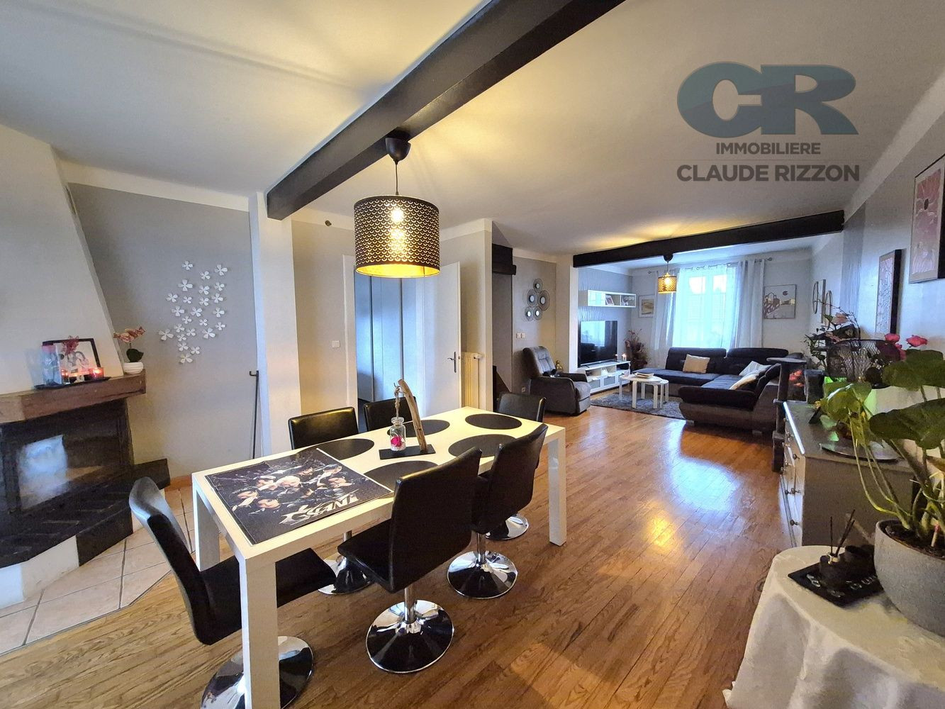 
                                                Vente
                                                 Maison familiale COUCELLES CHAUSSY