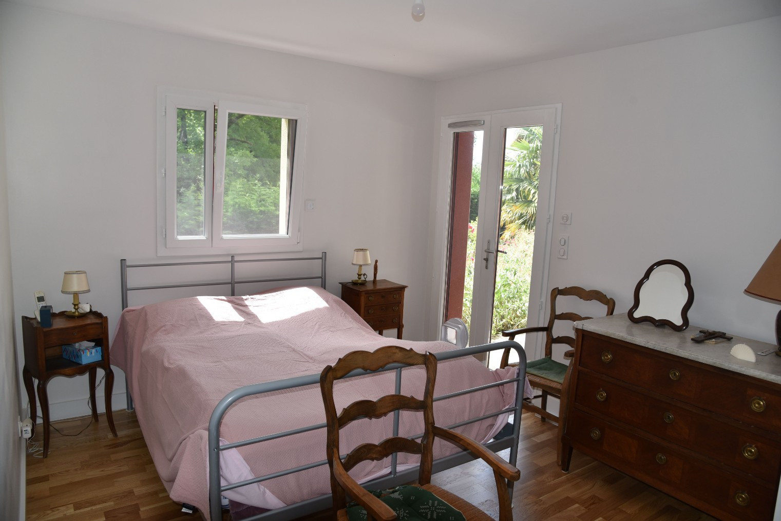 
                                                Vente
                                                 MAISON FAMILIALE D'ARCHITECTE SUD REVERMONT 182 m²