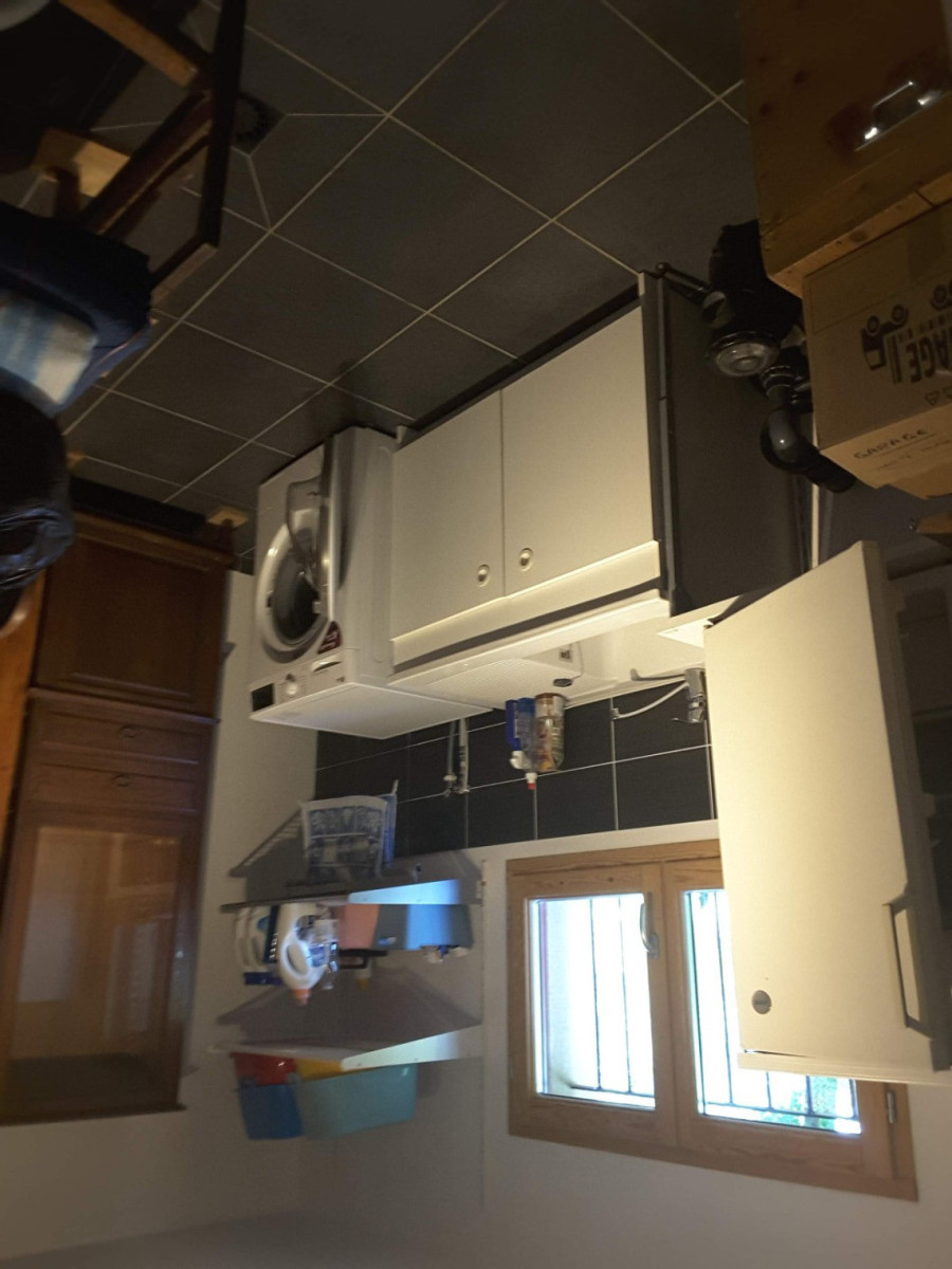 
                                                Vente
                                                 MAISON FAMILIALE D'ARCHITECTE SUD REVERMONT 182 m²