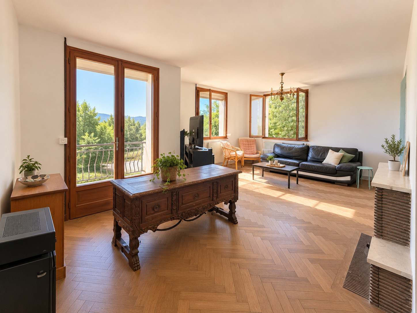 
                                                Vente
                                                 MAISON FAMILIALE DE 140 M² AVEC 6 796 M² DE TERRAIN – ANNONAY, SECTEUR PARC DÉOMAS