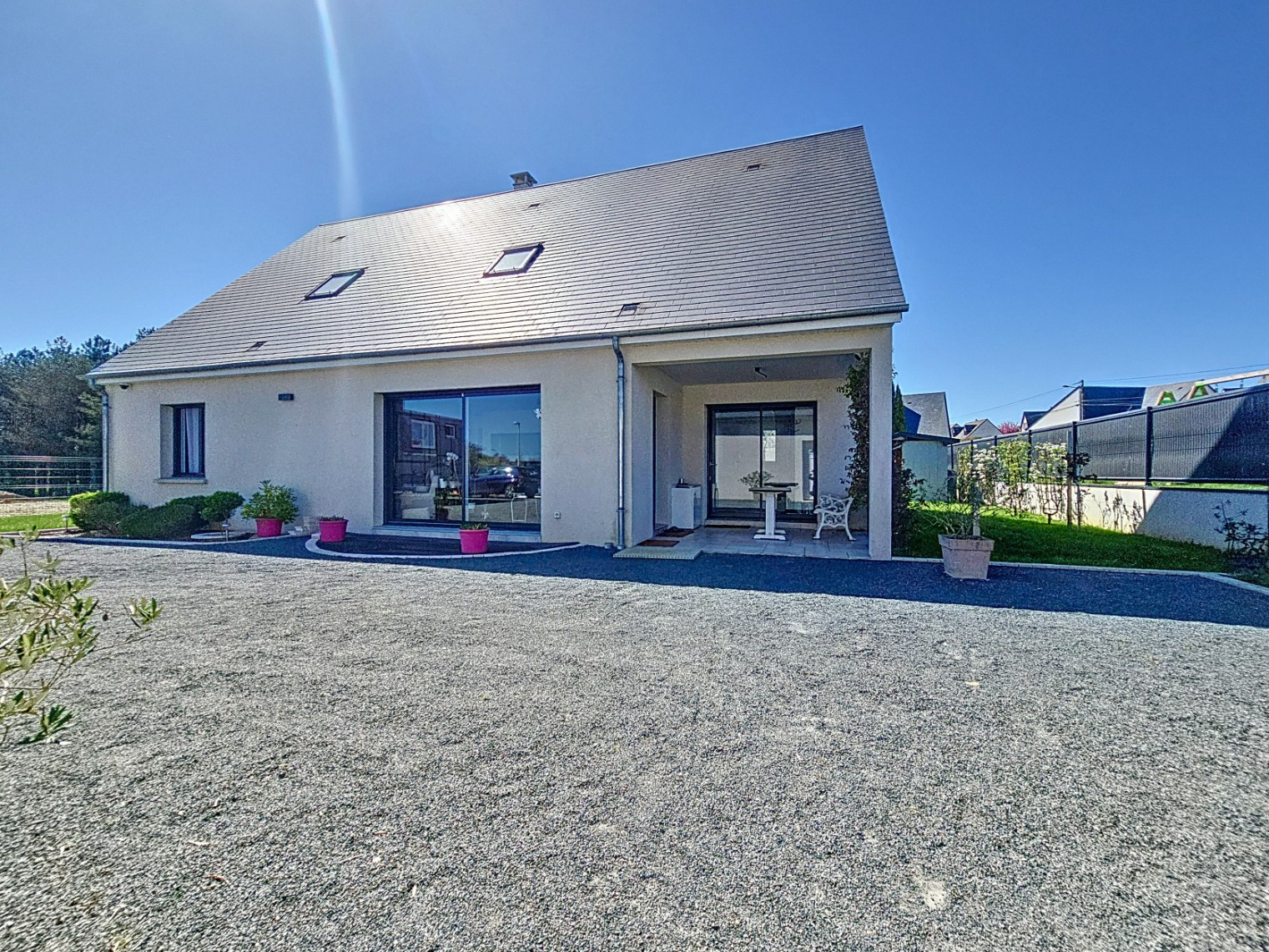 
                                                Vente
                                                 Maison familiale de 173 m² – Monnaie