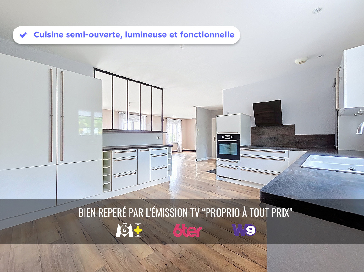 
                                                Vente
                                                 Maison familiale de 195m²