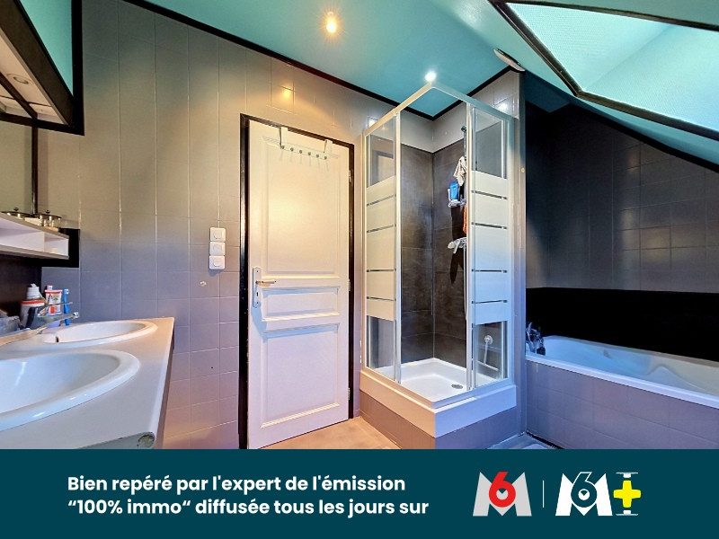 
                                                Vente
                                                 Maison familiale de caractère, 4 chambres, jardin, atelier, garage