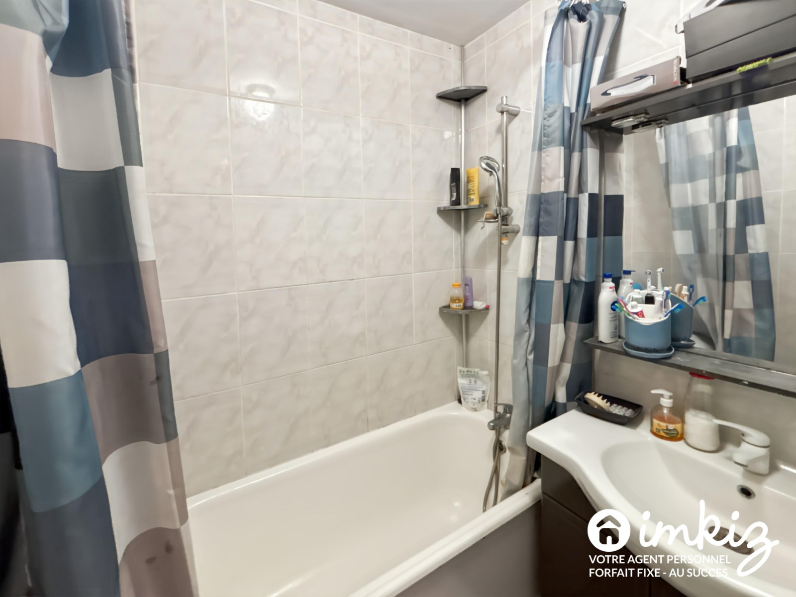 
                                                Vente
                                                 Maison familiale de plain-pied