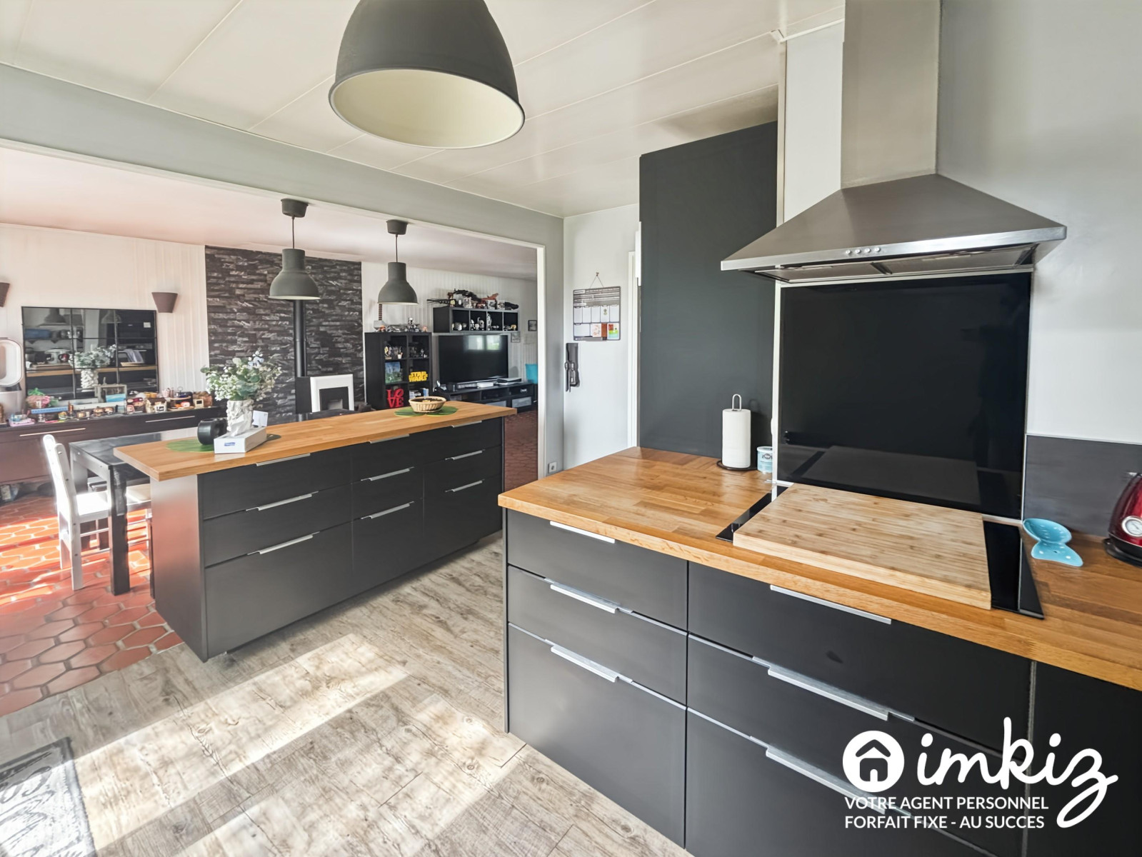 
                                                Vente
                                                 Maison familiale de plein pied avec jardin