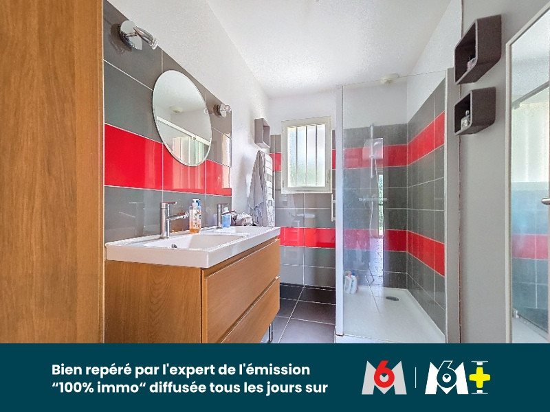 
                                                Vente
                                                 Maison familiale, face nature à 8min de Saint-Cyr-sur-loire