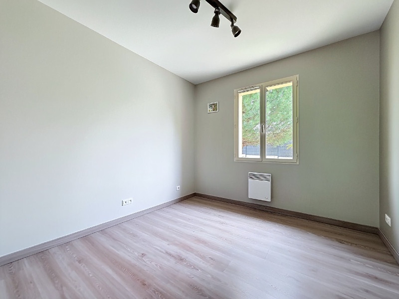 
                                                Vente
                                                 Maison familiale, face nature à 8min de Saint-Cyr-sur-loire