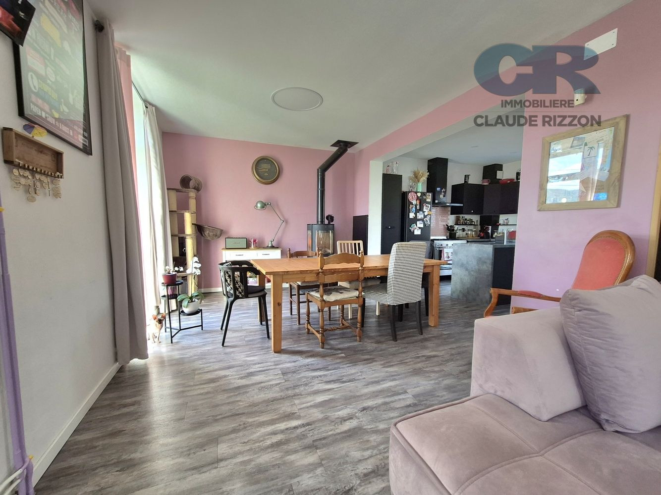 
                                                Vente
                                                 Maison familiale FAMECK
