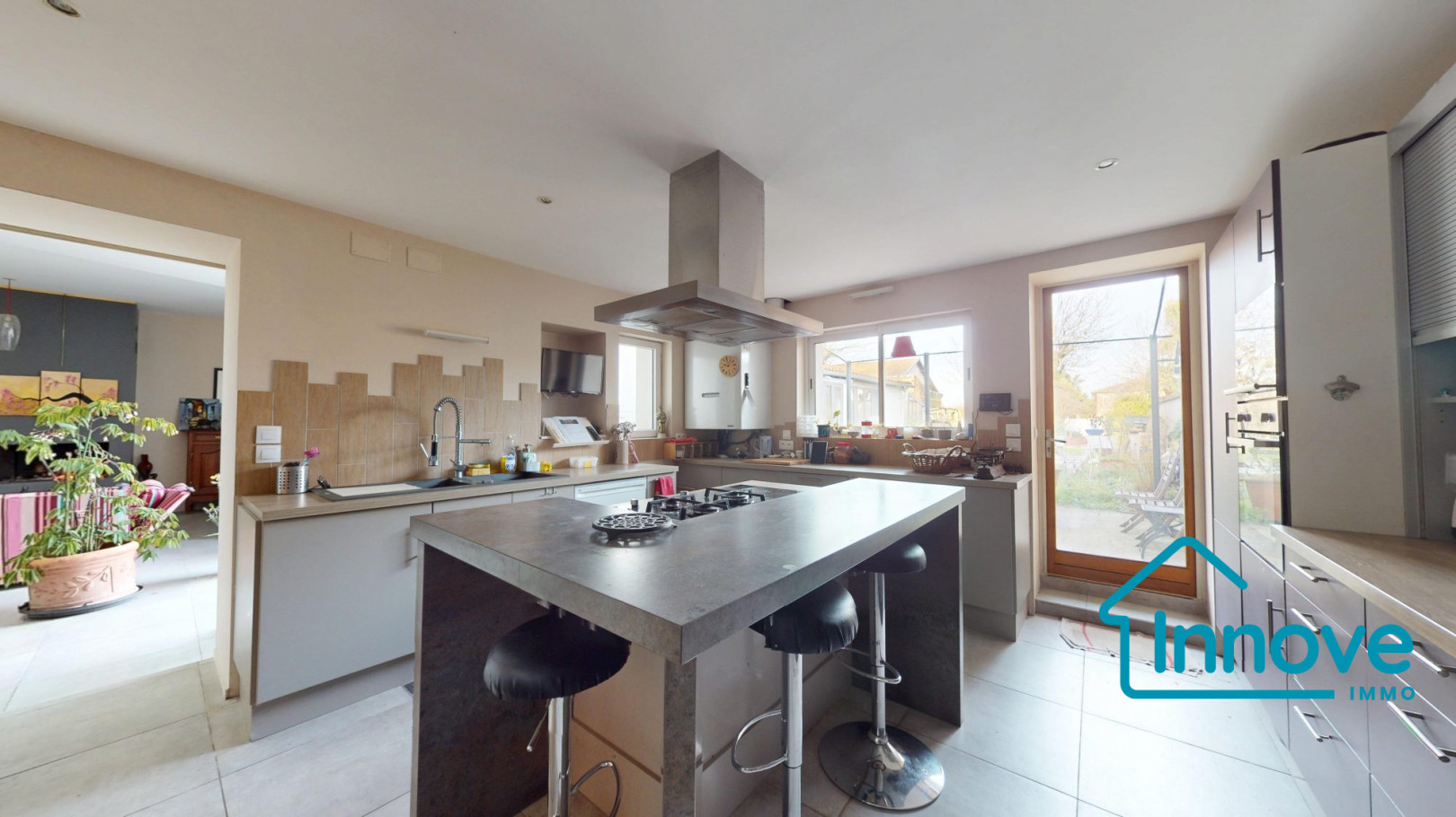 
                                                Vente
                                                 Maison familiale Grisolles avec gîte indépendant – 276 m² ?