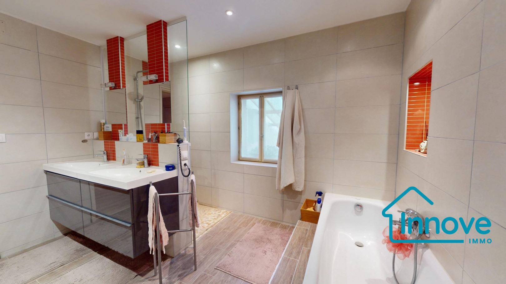 
                                                Vente
                                                 Maison familiale Grisolles avec gîte indépendant – 276 m² ?