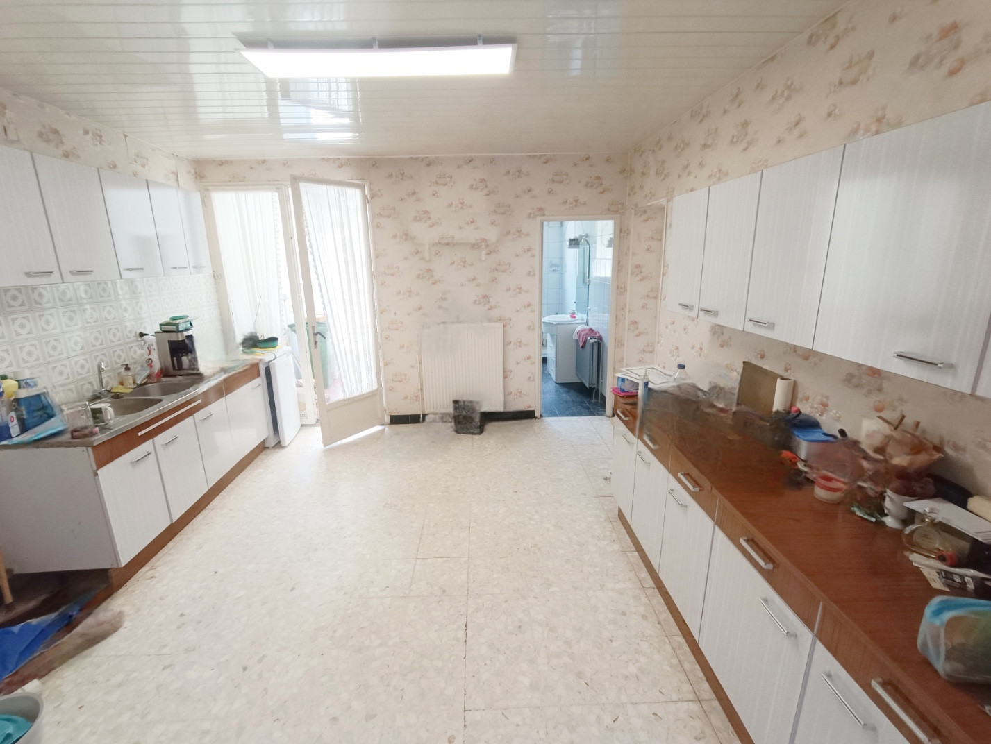 
                                                Vente
                                                 Maison familiale jardin et garage