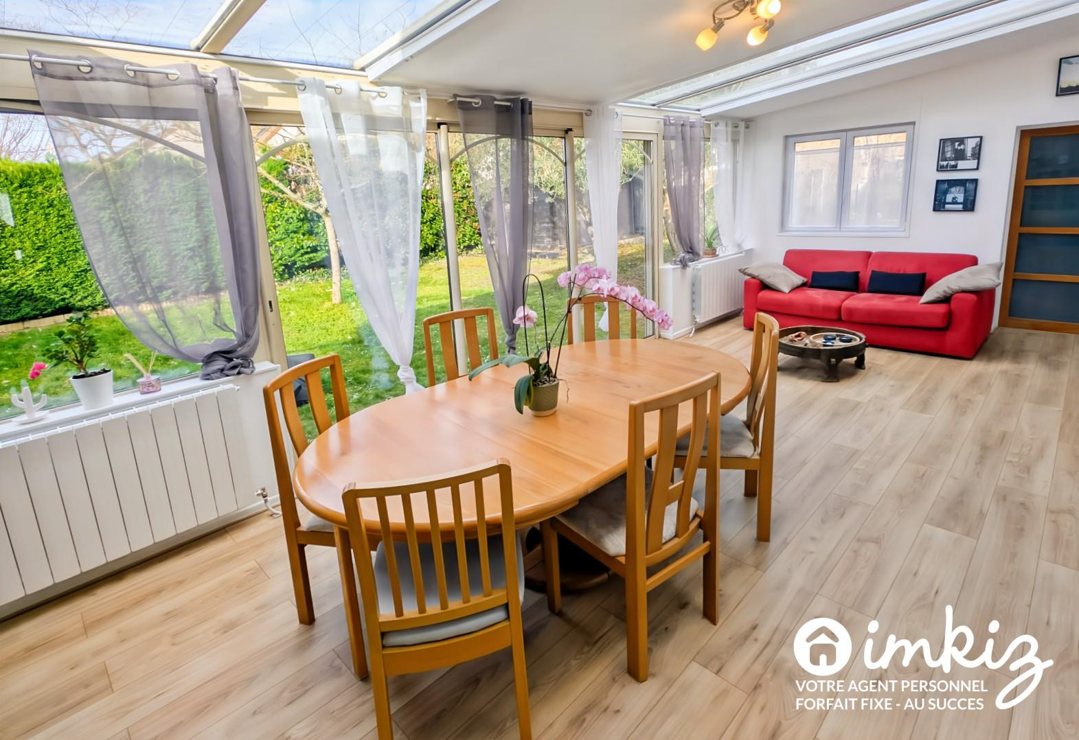 
                                                Vente
                                                 Maison familiale lumineuse de 112 m² – 3 chambres