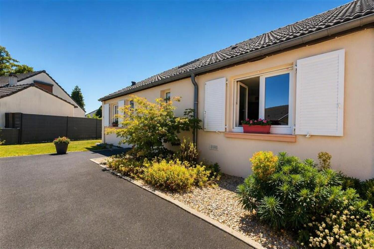 
                                                Vente
                                                 MAISON FAMILIALE MARLY