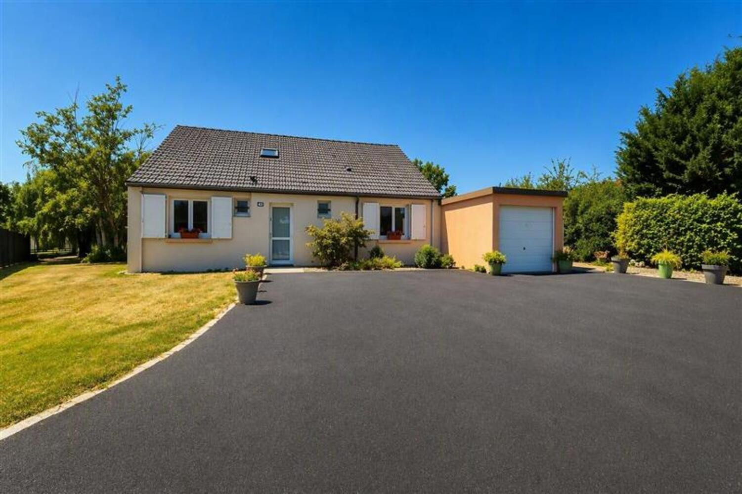 
                                                Vente
                                                 MAISON FAMILIALE MARLY